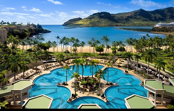 Marriott resort v Kalapi Beach