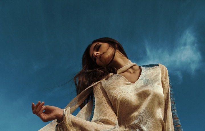 Kampaň se fotila v magickém prostředí pouště