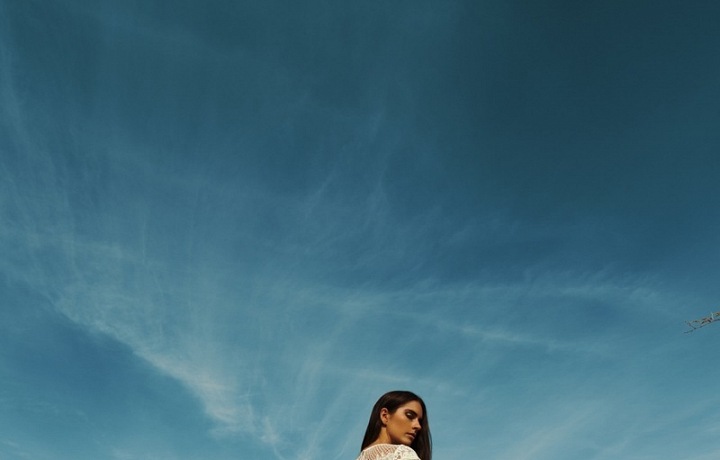 Šaty lehčí než vzduch!