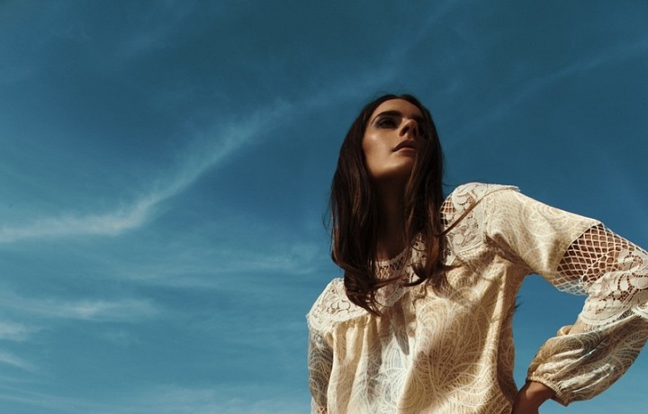 Šaty lehčí než vzduch!