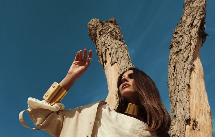 Kampaň se fotila v magickém prostředí pouště