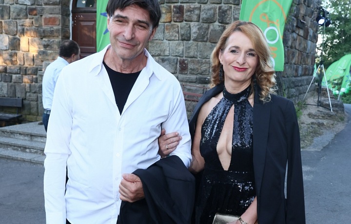 Zdeněk Podhůrský s houslistkou Markétou Muzikářovou