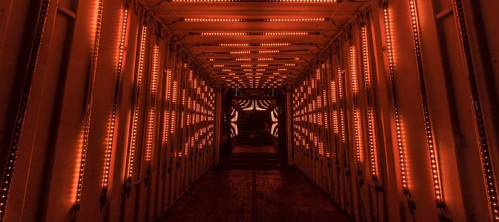 světelný tunel Beyond, Staroměstké náměstí