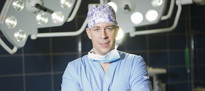 Plastický chirurg Ján Pilka