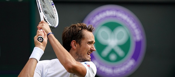 Světová dvojka přijde o Wimbledon