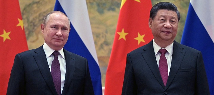 Vladimir Putin a Si Ťin-pching na olympijských hrách v Číně. 
