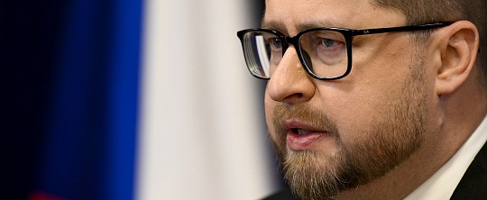 ČNB otevírá dveře kryptoměnám. Krypto je konkurenční měnový systém, tvrdí ekonom Kovanda