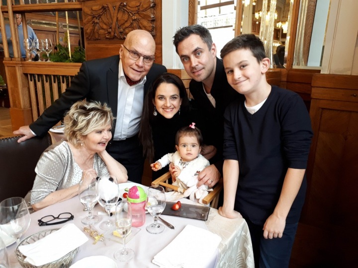 Přeučilovi se na brunchích setkávají pravidelně s přáteli. Přeučilovi se na brunchích setkávají pravidelně s přáteli.