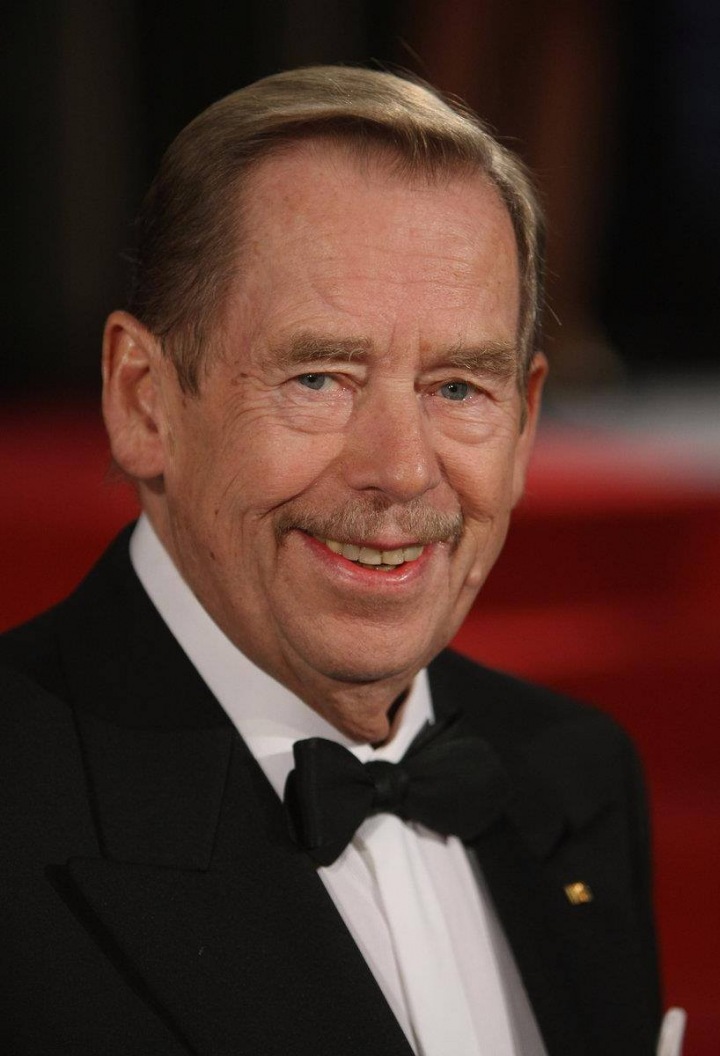 Národem milovaný prezident Václav Havel. Národem milovaný prezident Václav Havel.