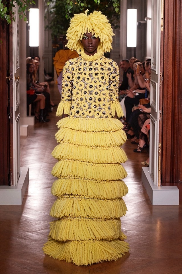Extravagantní kolekce haute couture FW19/20