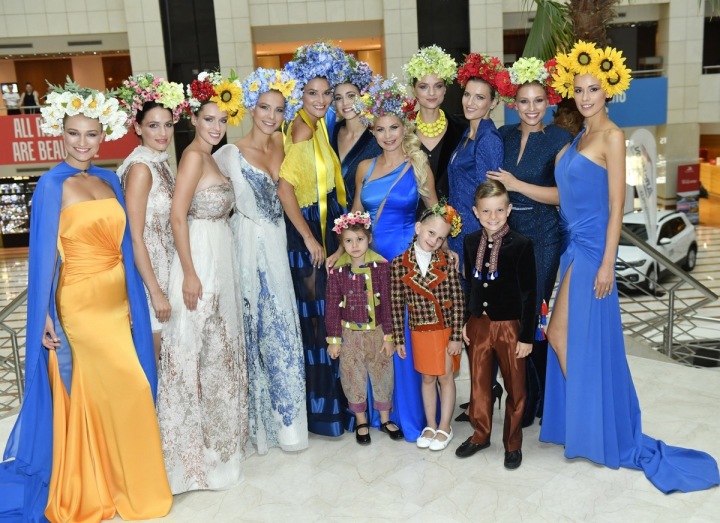 Natali Ruden s modelkami Natali Ruden s modelkami