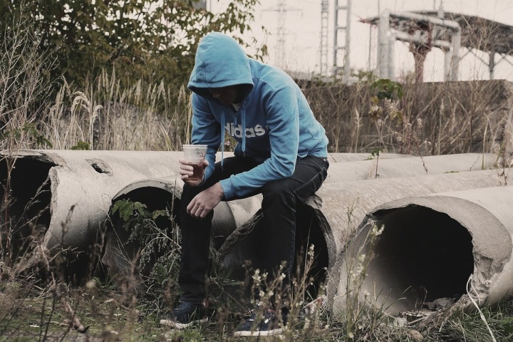 Strážníkům v metropoli má v boji s alkoholiky pomoci nový automobil