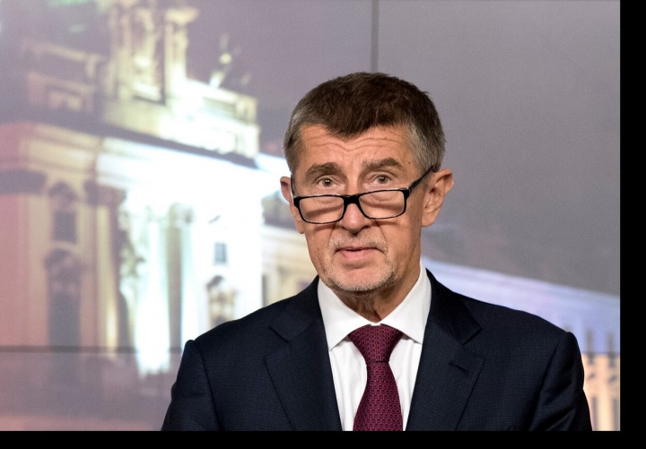 Andrej Babiš v brílých Andrej Babiš v brílých