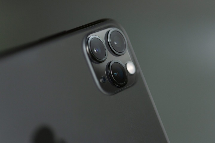 Detailní pohled na chytrý telefon iPhone Detailní pohled na chytrý telefon iPhone