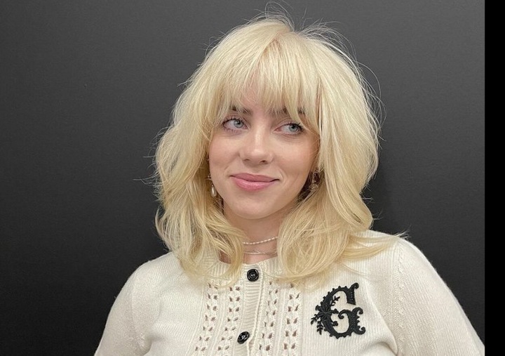 Mnohonásobná držitelka cen Grammy Billie Eilish Mnohonásobná držitelka cen Grammy Billie Eilish