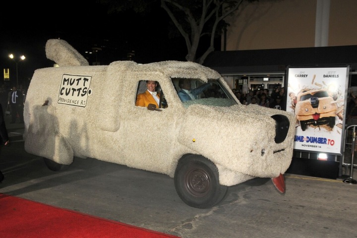 Film Blbý a blbější