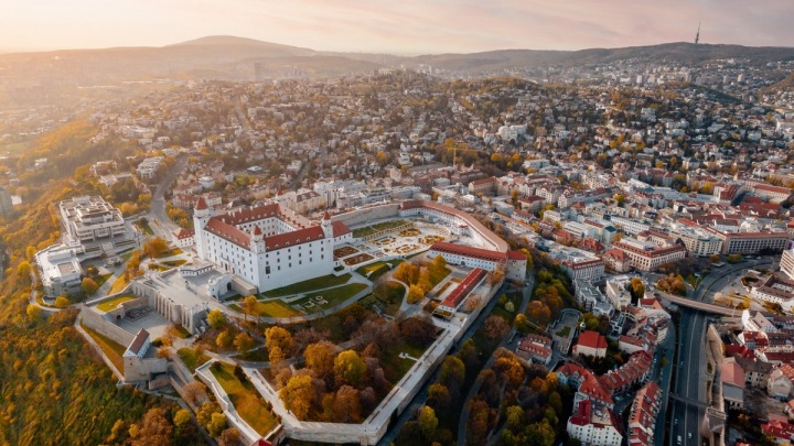 Hlavní město Slovenska, Bratislava Hlavní město Slovenska, Bratislava