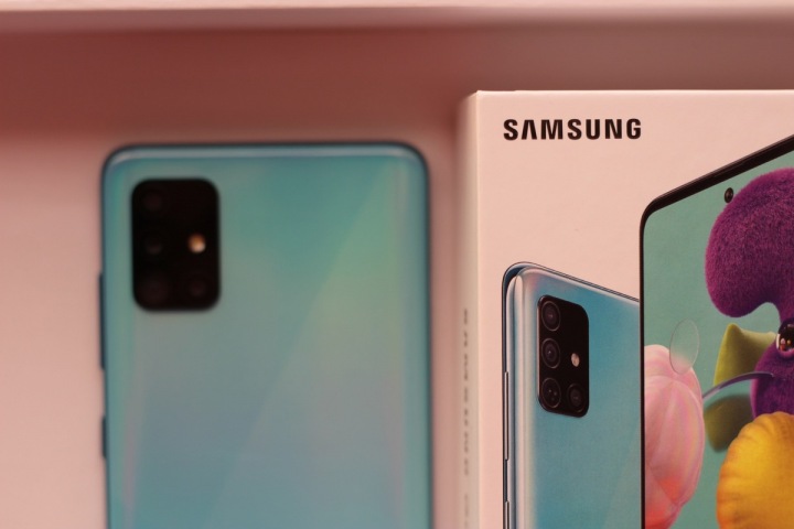 Chytrý telefon Samsung A51 Chytrý telefon Samsung A51
