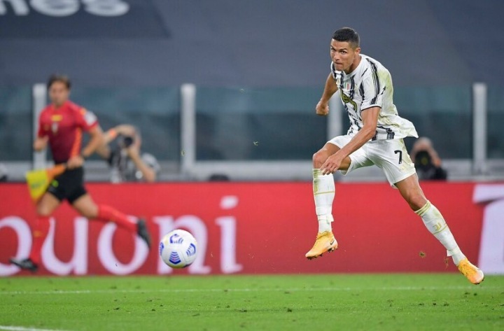 Cristiano Ronaldo Cristiano Ronaldo