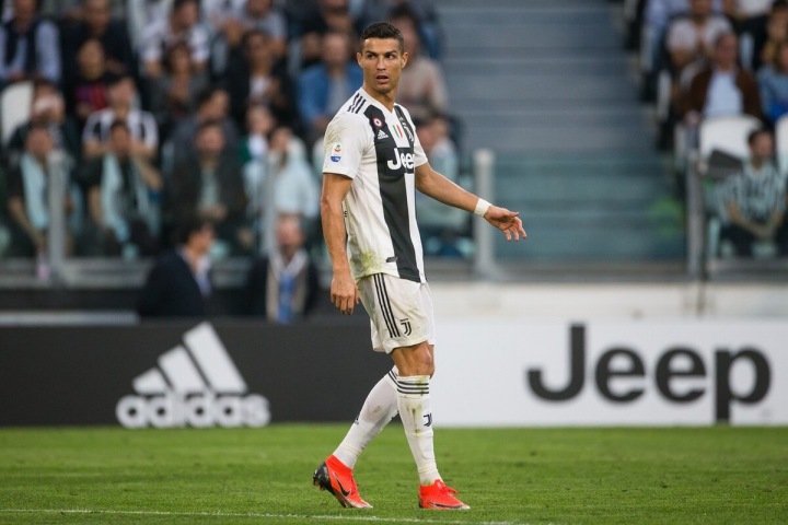 Cristiano Ronaldo v dresu Juventusu Turín Cristiano Ronaldo v dresu Juventusu Turín