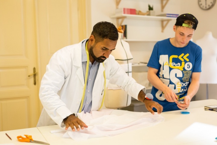 Pavel Berky v ateliéru.