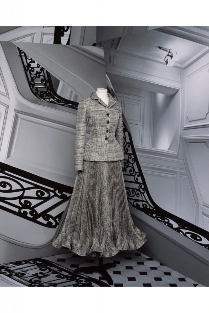 Kostým z kolekce Dior Fall 2020 haute couture Kostým z kolekce Dior Fall 2020 haute couture
