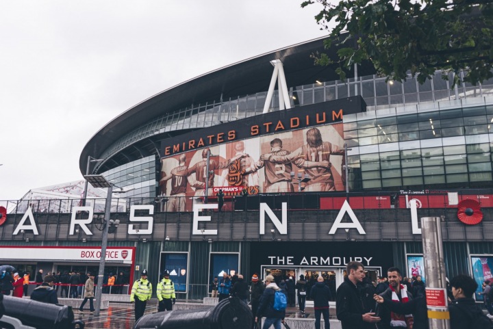 Emirates Stadium (stadion klubu Arsenal FC) Emirates Stadium (stadion klubu Arsenal FC)