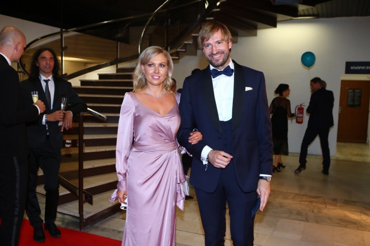 Adam Vojtěch s manželkou 