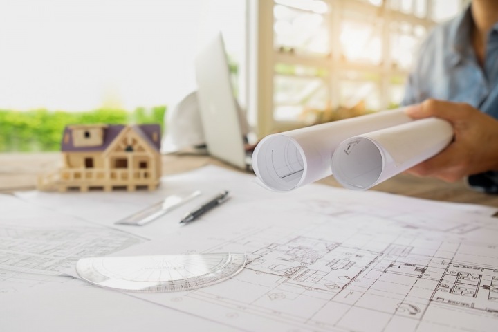 Přestože v Shell&Core bytu často chybí i dveře, můžete do projektu zasahovat dle vašich představ Přestože v Shell&Core bytu často chybí i dveře, můžete do projektu zasahovat dle vašich představ