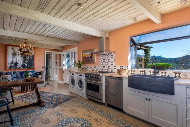 Hlavní kuchyně domu