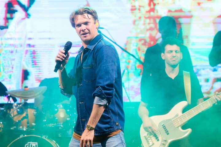 Zpěvák Vojtěch Dyk roztančil Mattoni Life Bar