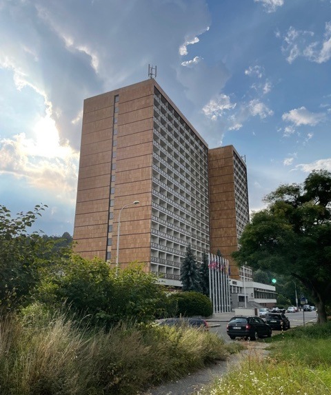 Duch "devadesátek" stále přítomen