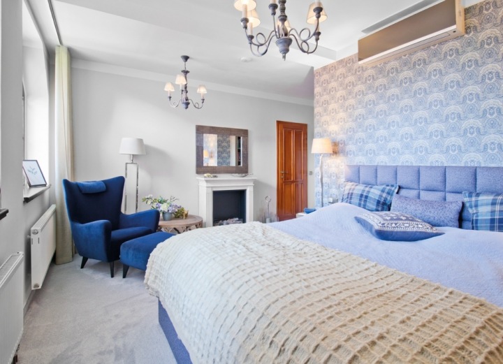 Světle modrá barva funguje skvěle