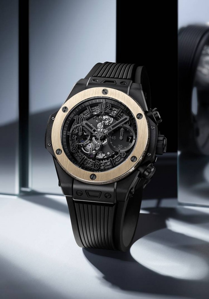 "Safírové" Hublot "Safírové" Hublot