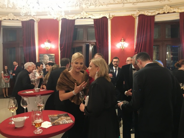 Monika Babišová byla v obležení. Monika Babišová byla v obležení.