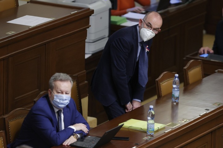 Ministra zdravotnictví Jan Blatný. Ministra zdravotnictví Jan Blatný.