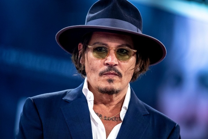 Johnny Depp jako elegán Johnny Depp jako elegán