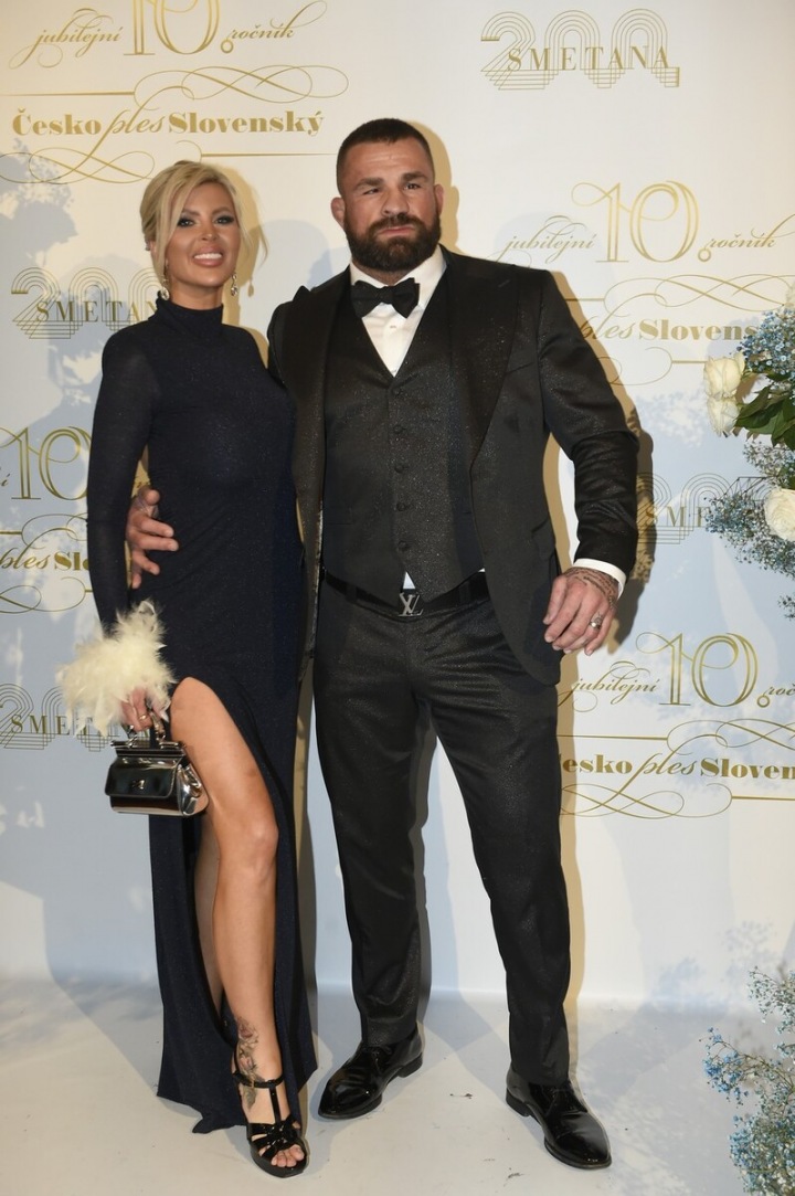 Lela Vémola a Karlos Vémola