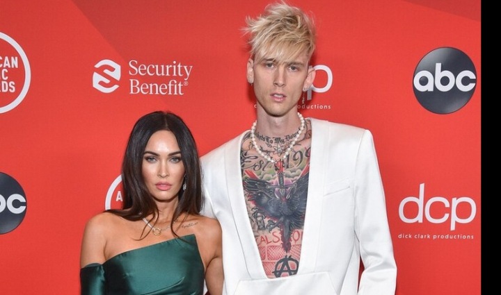 Megan Fox a její aktuální přítel Machine Gun Kelly Megan Fox a její aktuální přítel Machine Gun Kelly