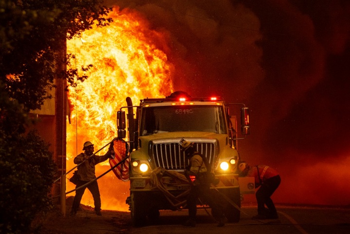Město Greenville na severu Kalifornie zasáhl ničivý požár.