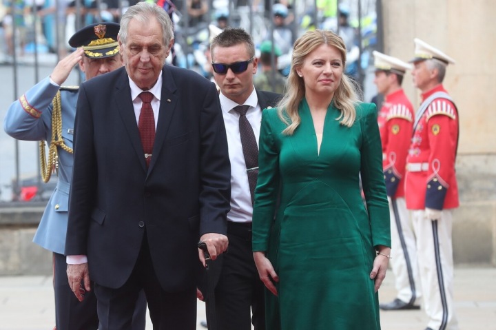 Zuzana Čaputová navštívila českého prezidenta Miloše Zemana Zuzana Čaputová navštívila českého prezidenta Miloše Zemana