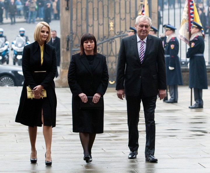 Ivana Zemanová, dcera Kateřina a prezident ČR Miloš Zeman Ivana Zemanová, dcera Kateřina a prezident ČR Miloš Zeman