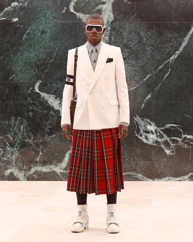 Muž na přehlídce Louis Vuitton FW2021 Muž na přehlídce Louis Vuitton FW2021