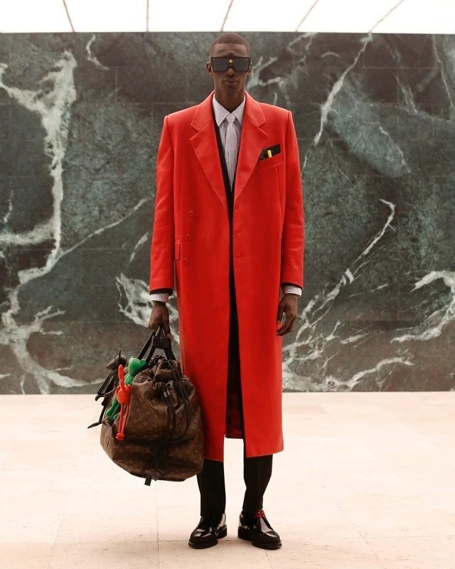 Muž na přehlídce Louis Vuitton FW2021 Muž na přehlídce Louis Vuitton FW2021