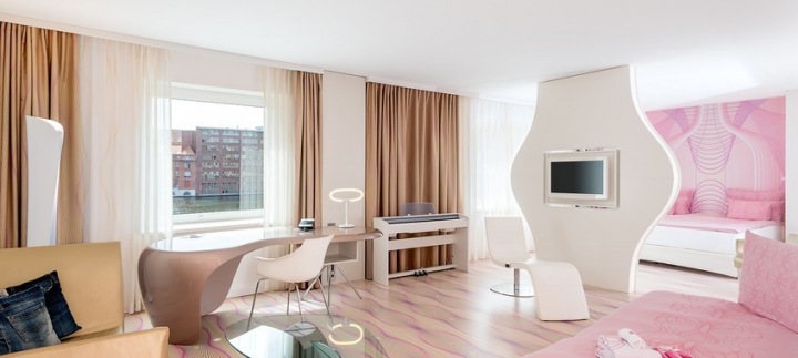 nHow Berlin, Karim Rashid design nHow Berlin, Karim Rashid design