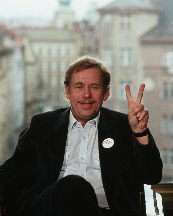 Václav Havel byl 29.prosince 1989 zvolen prezidentem Václav Havel byl 29.prosince 1989 zvolen prezidentem