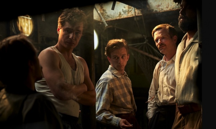 Snímek Bratři vzniká pod vedením producenta Petra Bílka a premiéru bude mít v říjnu 2023, sedmdesát let od jejich útěku do Západního Berlína. 