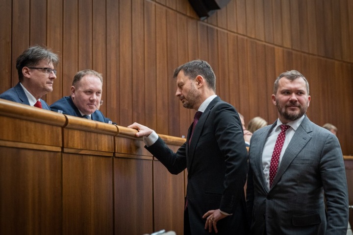  Odvolávání Eduarda Hegera