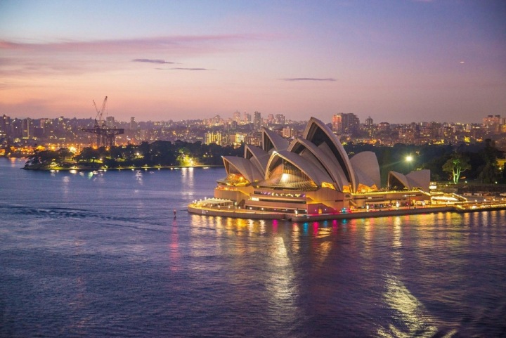 Opera ve městě Sydney. Opera ve městě Sydney.