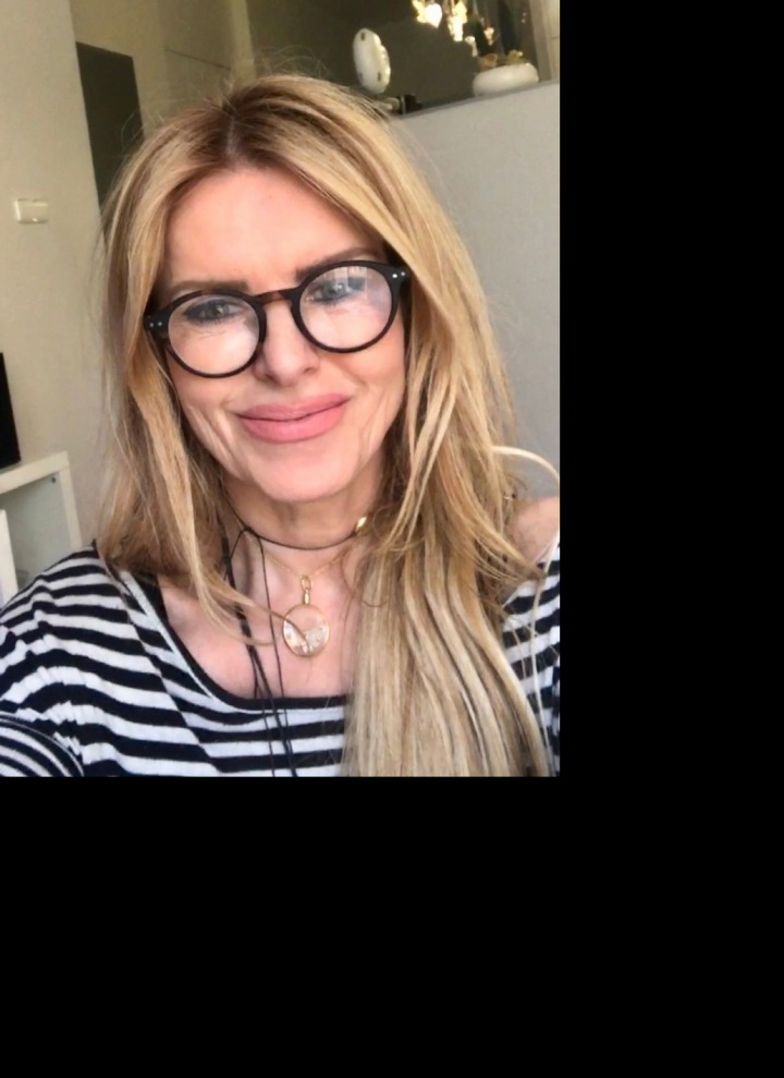 Zuzana Straková, kostýmní výtvarnice a stylistka Zuzana Straková, kostýmní výtvarnice a stylistka
